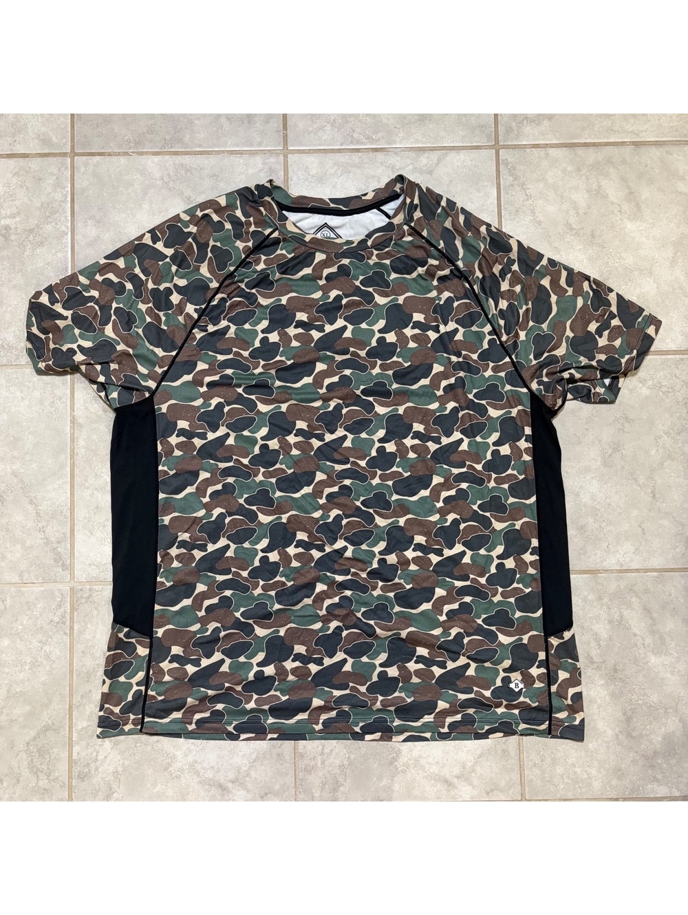 BURLEBO Camo Performance Shirt Men’s XL Duck Hunting Outdoors Short Sleeve